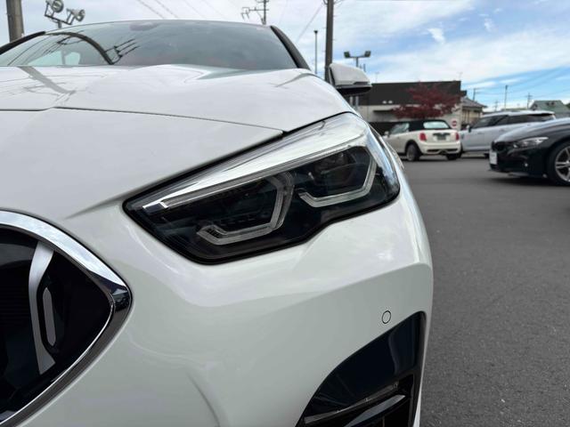 2シリーズ 218iグランクーペ Mスポーツ Mスポーツ サンルーフ 赤革シート アダプティブクルーズ カープレイ 18インチAW ナビ ETC Bカメラ コーナーセンサー F/Rドラレコ Bluetooth パワーシート(8枚目)