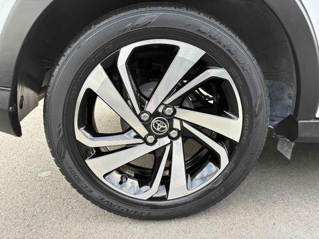 ライズ Ｚ　ツートンルーフ　アダプティブクルーズ　ディスプレイオーディオ　ＴＶ　ＣａｒＰｌａｙ　全方位モニター　Ｆ／Ｒドラレコ　ブラインドスポットモニター　コーナーセンサー　シートヒーター　ＬＥＤヘッドランプ（8枚目）