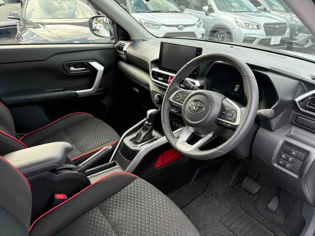 ライズ Ｚ　ツートンルーフ　アダプティブクルーズ　ディスプレイオーディオ　ＴＶ　ＣａｒＰｌａｙ　全方位モニター　Ｆ／Ｒドラレコ　ブラインドスポットモニター　コーナーセンサー　シートヒーター　ＬＥＤヘッドランプ（33枚目）