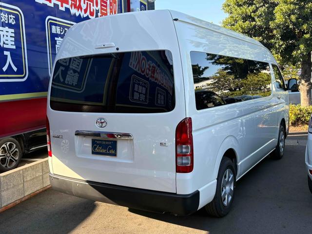 ハイエースコミューター スーパーロングＧＬ　登録済み未使用車　保証継承可　ＬＥＤヘッドランプ　パワースライドドア　パノラミックビューモニター　デジタルインナーミラー　ＳＲＳエアバック（5枚目）