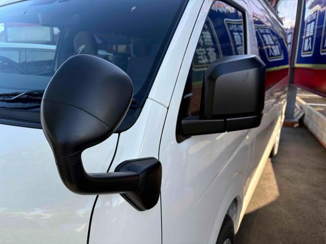 ハイエースコミューター スーパーロングＧＬ　登録済み未使用車　保証継承可　ＬＥＤヘッドランプ　パワースライドドア　パノラミックビューモニター　デジタルインナーミラー　ＳＲＳエアバック（17枚目）