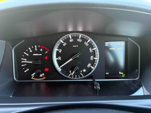 ハイエースコミューター スーパーロングＧＬ　登録済み未使用車　保証継承可　ＬＥＤヘッドランプ　パワースライドドア　パノラミックビューモニター　デジタルインナーミラー　ＳＲＳエアバック（20枚目）