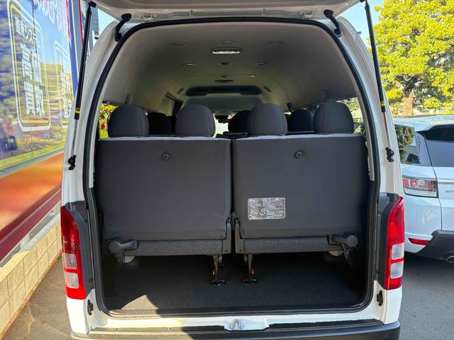 ハイエースコミューター スーパーロングＧＬ　登録済み未使用車　保証継承可　ＬＥＤヘッドランプ　パワースライドドア　パノラミックビューモニター　デジタルインナーミラー　ＳＲＳエアバック（35枚目）