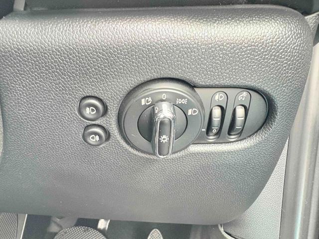 MINI クーパーSD クーパーSD(4名)17インチAW ナビ アダプティブクルーズ 前後ドラレコ BT ETC Bカメラ コーナーセンサー ヘッドアップディスプレイ LEDヘッドランプ オートライト スペアキー(46枚目)