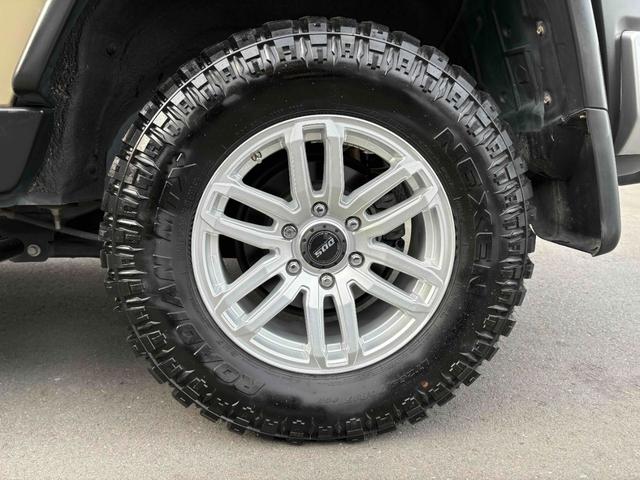 ＦＪクルーザー ベースグレード　社外１７インチＡＷ　サイドステップ　背面タイヤ　ナビ　ＴＶ　ＥＴＣ　Ｂカメラ　Ｂｌｕｅｔｏｏｔｈ　パーキングソナー　キーレス　ステアリングスイッチ（17枚目）