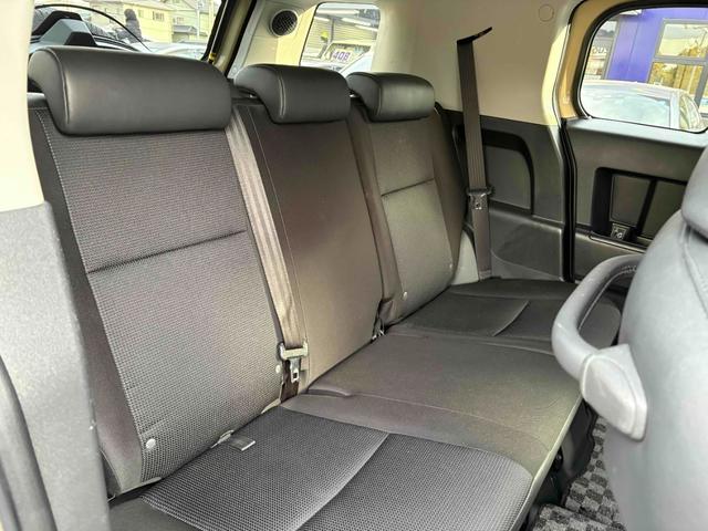 ＦＪクルーザー ベースグレード　社外１７インチＡＷ　サイドステップ　背面タイヤ　ナビ　ＴＶ　ＥＴＣ　Ｂカメラ　Ｂｌｕｅｔｏｏｔｈ　パーキングソナー　キーレス　ステアリングスイッチ（34枚目）