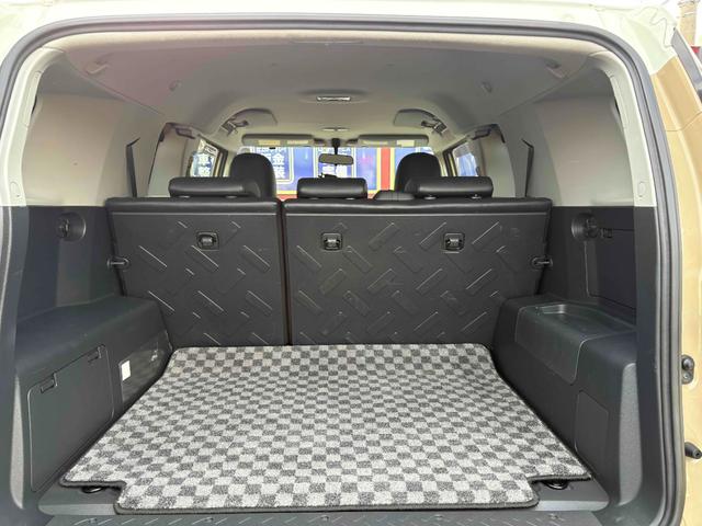 ＦＪクルーザー ベースグレード　社外１７インチＡＷ　サイドステップ　背面タイヤ　ナビ　ＴＶ　ＥＴＣ　Ｂカメラ　Ｂｌｕｅｔｏｏｔｈ　パーキングソナー　キーレス　ステアリングスイッチ（44枚目）