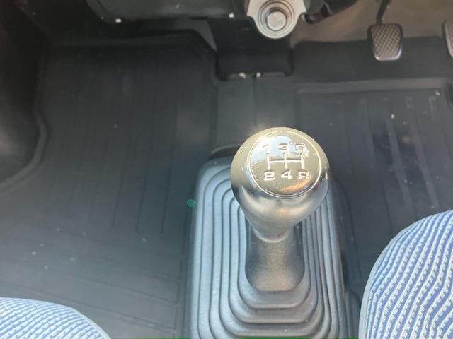 アクティバン プロＡ　マニュアル車　ＭＴ　５速　４ＷＤ　エアコン　パワステ　軽箱　軽バン　運転席・助手席エアバック　両側スライドドア　修復歴なし（34枚目）