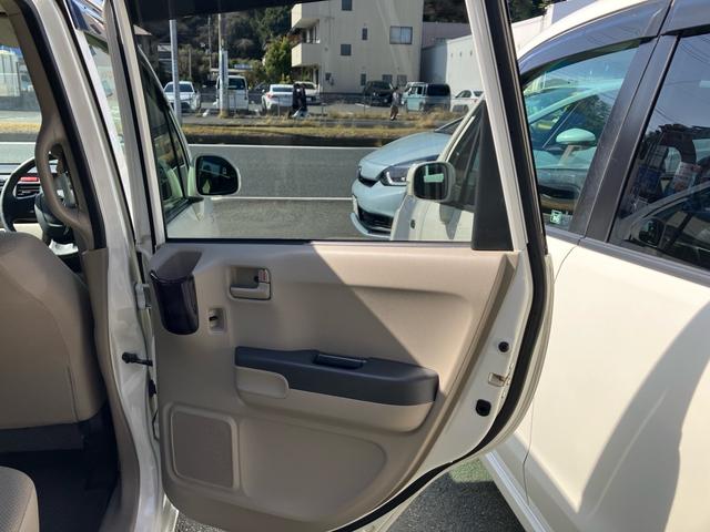 ライフ Ｃ　ベンチシート　キーレスエントリー　ＡＢＳ　エアバッグ　エアコン　パワーステアリング　パワーウィンドウ　走行距離１１１，４６７ｋｍ（21枚目）