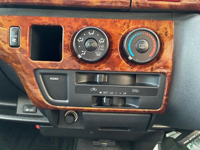 ハイエースバン ロングスーパーGL キーレス 純正ナビ TV バックカメラ ETC AC100V 両側スライドドア 社外15インチAW(25枚目)