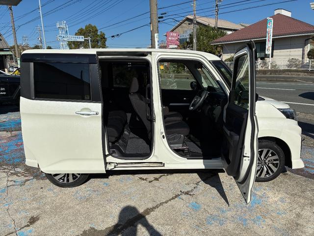 ルーミー カスタムＧ　スマートキー　プッシュスタート　純正ナビ　ＴＶ　バックカメラ　アラウンドビューモニター　ステアリングスイッチ　クルコン　ドラレコ　両側パワースライドドア　スマートアシスト　純正１４インチＡＷ（11枚目）