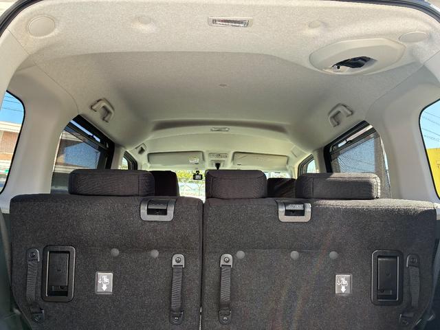 ルーミー カスタムＧ　スマートキー　プッシュスタート　純正ナビ　ＴＶ　バックカメラ　アラウンドビューモニター　ステアリングスイッチ　クルコン　ドラレコ　両側パワースライドドア　スマートアシスト　純正１４インチＡＷ（19枚目）