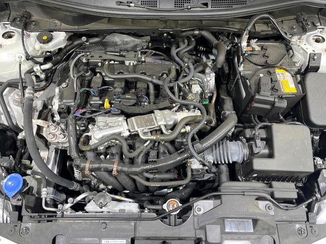 ＭＡＺＤＡ２ １５Ｓ　スマートエディション　禁煙車　衝突被害軽減装置　マツダコネクトナビ　ＣＤ／ＤＶＤ／地デジ　全周囲カメラ　ブラインドスポットモニター　コーナーセンサー　車線逸脱警報　ＬＥＤライト　レーダークルーズコントロール　スマートキー（18枚目）