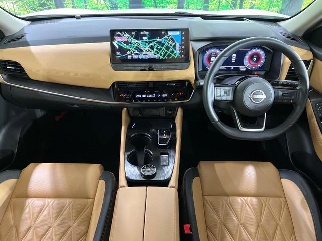 エクストレイル Ｇ　ｅ－４ＯＲＣＥ　４ＷＤ　プロパイロット　衝突軽減　純正１２．３型ナビ　全周囲カメラ　シートヒーター　デジタルインナーミラー　電動パーキングブレーキ　ＡＣ１００Ｖ電源　電動リアゲート　純正１９インチＡＷ　ＢＳＭ　ＥＴＣ（2枚目）