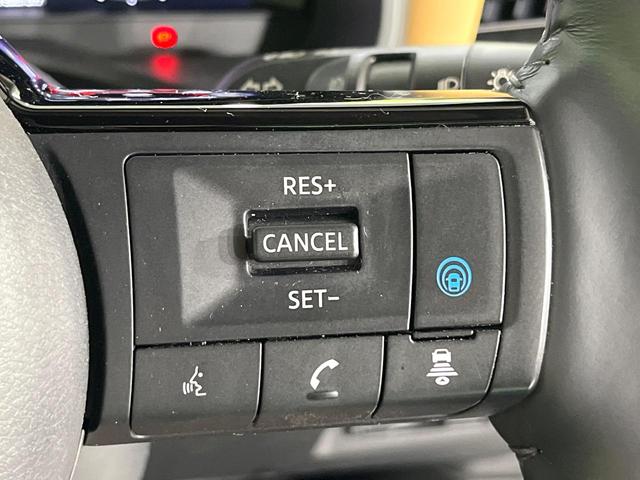 エクストレイル Ｇ　ｅ－４ＯＲＣＥ　４ＷＤ　プロパイロット　衝突軽減　純正１２．３型ナビ　全周囲カメラ　シートヒーター　デジタルインナーミラー　電動パーキングブレーキ　ＡＣ１００Ｖ電源　電動リアゲート　純正１９インチＡＷ　ＢＳＭ　ＥＴＣ（3枚目）
