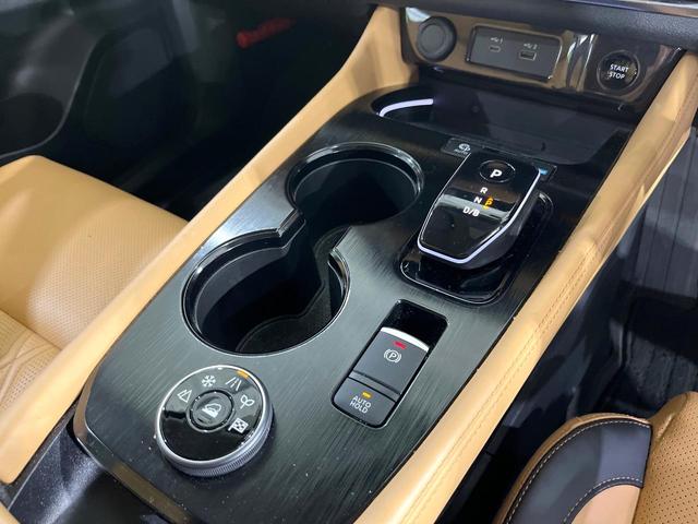 エクストレイル Ｇ　ｅ－４ＯＲＣＥ　４ＷＤ　プロパイロット　衝突軽減　純正１２．３型ナビ　全周囲カメラ　シートヒーター　デジタルインナーミラー　電動パーキングブレーキ　ＡＣ１００Ｖ電源　電動リアゲート　純正１９インチＡＷ　ＢＳＭ　ＥＴＣ（11枚目）