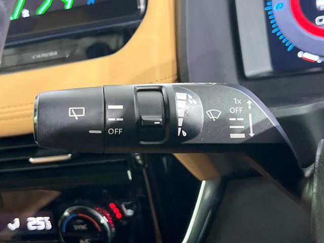 エクストレイル Ｇ　ｅ－４ＯＲＣＥ　４ＷＤ　プロパイロット　衝突軽減　純正１２．３型ナビ　全周囲カメラ　シートヒーター　デジタルインナーミラー　電動パーキングブレーキ　ＡＣ１００Ｖ電源　電動リアゲート　純正１９インチＡＷ　ＢＳＭ　ＥＴＣ（24枚目）