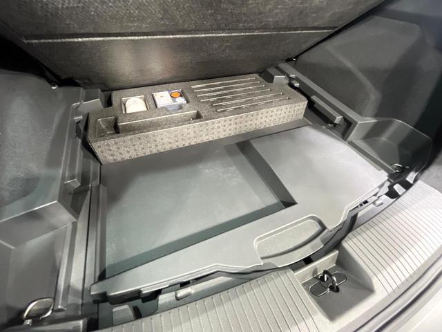 エクストレイル Ｇ　ｅ－４ＯＲＣＥ　４ＷＤ　プロパイロット　衝突軽減　純正１２．３型ナビ　全周囲カメラ　シートヒーター　デジタルインナーミラー　電動パーキングブレーキ　ＡＣ１００Ｖ電源　電動リアゲート　純正１９インチＡＷ　ＢＳＭ　ＥＴＣ（53枚目）