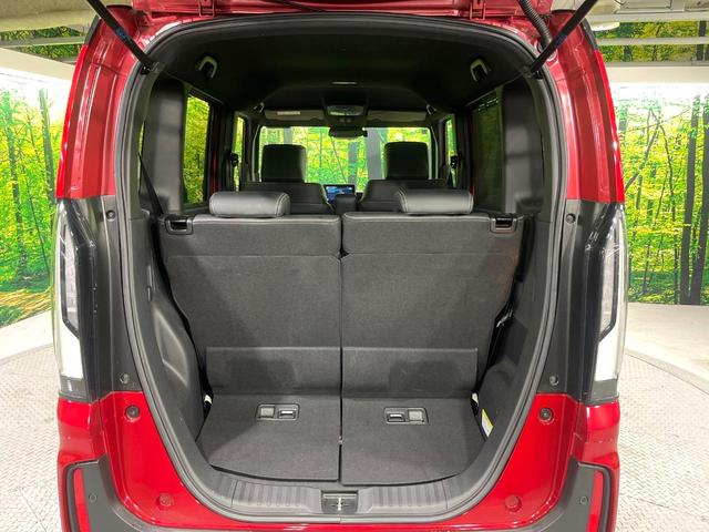 Ｎ－ＢＯＸカスタム コーディネートスタイル　禁煙車　ホンダセンシング　純正８型ナビ　バックカメラ　両側電動スライド　アダプティブクルーズ　シートヒーター　ＬＥＤヘッド＆フォグ　オートハイビーム　スマートキー　オートエアコン　車線逸脱警報（11枚目）