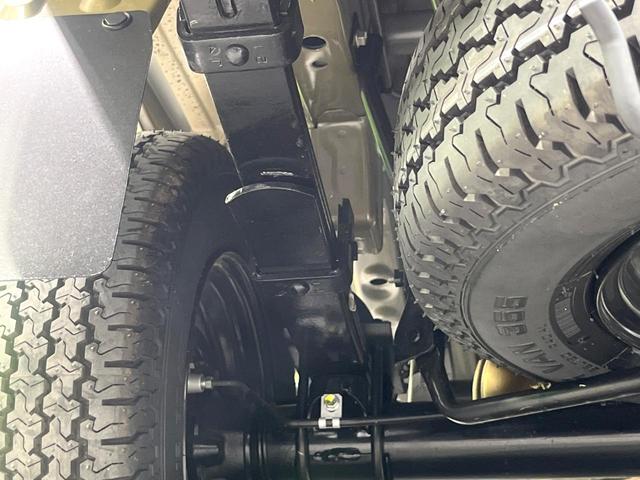 ハイゼットトラック ジャンボエクストラ　届出済未使用車　スマートアシスト　ＬＥＤヘッド＆フォグ　オートライト　スマートキー　ＬＥＤ荷台作業灯　パワーウィンドウ　バニティミラー　プライバシーガラス　トップシェイドガラス（39枚目）