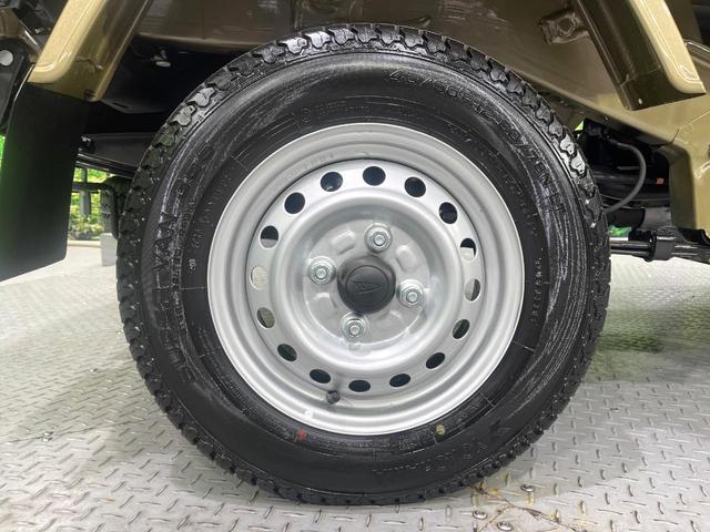 ハイゼットトラック ジャンボエクストラ　届出済未使用車　スマートアシスト　ＬＥＤヘッド＆フォグ　オートライト　スマートキー　ＬＥＤ荷台作業灯　パワーウィンドウ　バニティミラー　プライバシーガラス　トップシェイドガラス（43枚目）