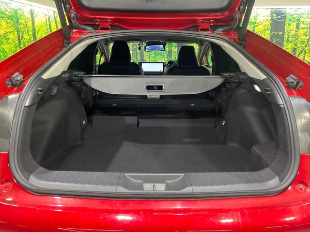 プリウス Ｚ　禁煙車　衝突軽減装置　純正１２．３型ＤＡ　パノラミックビューモニター　ブラインドスポットモニター　レーダークルーズ　シートベンチレーション　パワーシート　ステアリングヒーター　パワーバックドア（39枚目）