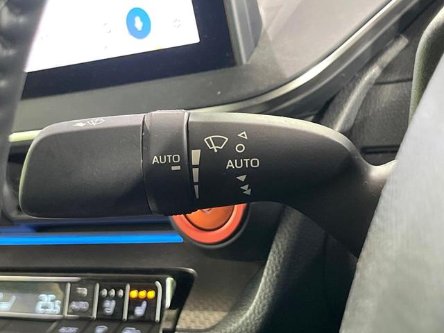 プリウス Ｚ　禁煙車　衝突軽減装置　純正１２．３型ＤＡ　パノラミックビューモニター　ブラインドスポットモニター　レーダークルーズ　シートベンチレーション　パワーシート　ステアリングヒーター　パワーバックドア（44枚目）
