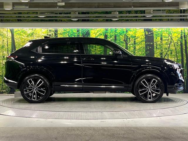 ヴェゼル ｅ：ＨＥＶ　Ｚ　禁煙車　ホンダセンシング　純正９型ナビ　バックカメラ　電動リアゲート　シーケンシャルターンＬＥＤランプ　シートヒーター　ステアリングヒーター　電動パーキングブレーキ　レーンアシスト　パドルシフト（42枚目）
