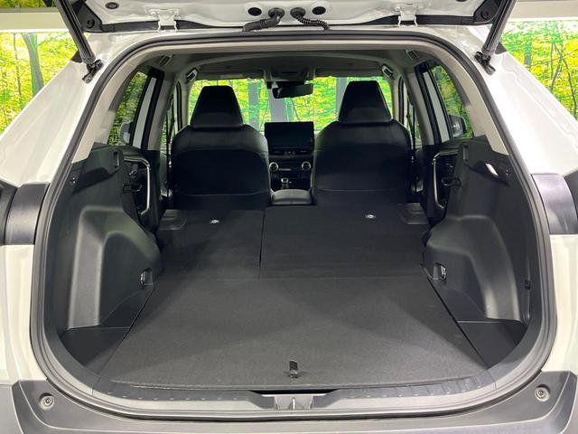 ＲＡＶ４ Ｇ　禁煙車　セーフティセンス　純正１０．５型ナビ　全周囲カメラ　シートエアコン　デジタルインナーミラー　電動リアゲート　ＢＳＭ　レーダークルーズ　ＬＥＤライト　オートハイビーム　ＥＴＣ　パワーシート（10枚目）