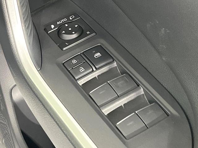 ＲＡＶ４ Ｇ　禁煙車　セーフティセンス　純正１０．５型ナビ　全周囲カメラ　シートエアコン　デジタルインナーミラー　電動リアゲート　ＢＳＭ　レーダークルーズ　ＬＥＤライト　オートハイビーム　ＥＴＣ　パワーシート（60枚目）