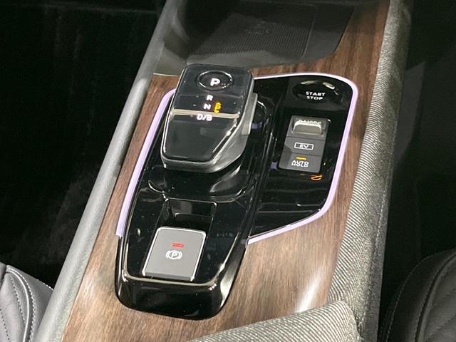 オーラ G レザーエディション 禁煙車 2トーンカラー プロパイロット BOSEサウンド9型ナビ 全周囲カメラ デジタルインナーミラー 寒冷地仕様 シートヒーター ステアリングヒーター ETC オートエアコン LEDライト BSM(22枚目)