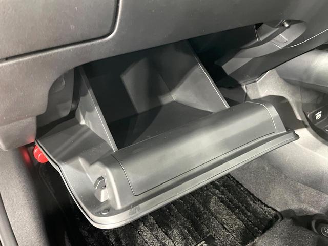 オーラ G レザーエディション 禁煙車 2トーンカラー プロパイロット BOSEサウンド9型ナビ 全周囲カメラ デジタルインナーミラー 寒冷地仕様 シートヒーター ステアリングヒーター ETC オートエアコン LEDライト BSM(38枚目)