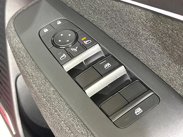 オーラ G レザーエディション 禁煙車 2トーンカラー プロパイロット BOSEサウンド9型ナビ 全周囲カメラ デジタルインナーミラー 寒冷地仕様 シートヒーター ステアリングヒーター ETC オートエアコン LEDライト BSM(49枚目)