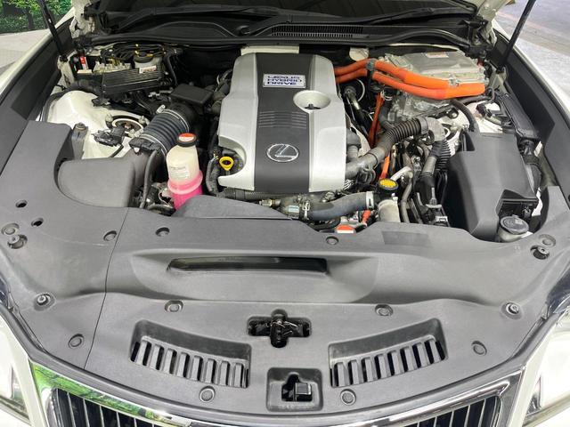 ＲＣ ＲＣ３００ｈ　禁煙車　プリクラッシュ　レーダークルーズコントロール　純正ナビ　バックカメラ　シートヒーター　ステアリングヒーター　パドルシフト　ＥＴＣ　パワーシート　ＬＥＤライト　オートライト　オートエアコン（18枚目）