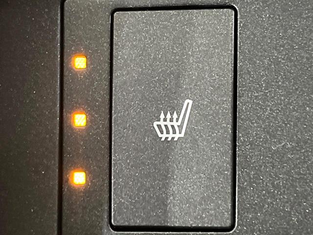 ＲＣ ＲＣ３００ｈ　禁煙車　プリクラッシュ　レーダークルーズコントロール　純正ナビ　バックカメラ　シートヒーター　ステアリングヒーター　パドルシフト　ＥＴＣ　パワーシート　ＬＥＤライト　オートライト　オートエアコン（26枚目）