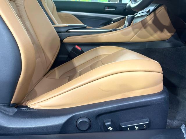 ＲＣ ＲＣ３００ｈ　禁煙車　プリクラッシュ　レーダークルーズコントロール　純正ナビ　バックカメラ　シートヒーター　ステアリングヒーター　パドルシフト　ＥＴＣ　パワーシート　ＬＥＤライト　オートライト　オートエアコン（47枚目）