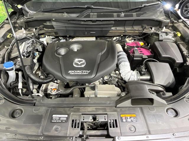 ＣＸ－８ ＸＤ　Ｌパッケージ　禁煙車　フリップダウンモニター　衝突軽減装置　ブラインドスポットモニタリング　レーダークルーズ　マツダコネクトナビ　バックカメラ　パワーバックドア　パワーシート　シートヒーター　ステアリングヒーター（19枚目）