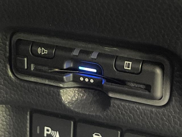 Ｎ－ＢＯＸカスタム Ｌ　禁煙車　後期型　ホンダセンシング　純正８型ナビ　バックカメラ　電動スライドドア　レーンアシスト　前席シートヒーター　コーナーセンサー　ＬＥＤライト　オートライト　オートエアコン　ＥＴＣ　後席シェード（21枚目）