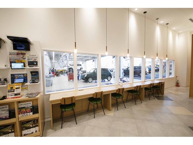 ハスラー JスタイルII 禁煙車 2トーンカラー メモリーナビ Bluetooth再生 シートヒーター 車線逸脱警報 ETC HIDライト オートライト オートエアコン 純正15インチアルミホイール ETC スマートキー(75枚目)