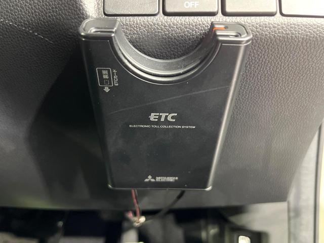 フィット 13G・Fパッケージ 禁煙車 メモリーナビ Bluetooth再生 地デジ オートエアコン ETC アイドリングストップ ライトレベライザー シートリフター 電動格納ミラー ウィンカーミラー(7枚目)