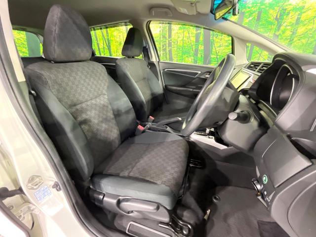 フィット 13G・Fパッケージ 禁煙車 メモリーナビ Bluetooth再生 地デジ オートエアコン ETC アイドリングストップ ライトレベライザー シートリフター 電動格納ミラー ウィンカーミラー(8枚目)