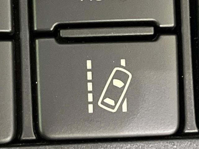 シエンタ G グランパー 禁煙車 セーフティセンス 純正ナビ 全周囲カメラ 両側電動スライド オートエアコン オートハイビーム コーナーセンサー 車線逸脱警報 スマートキー USB端子 シートリフター ドラレコ(22枚目)