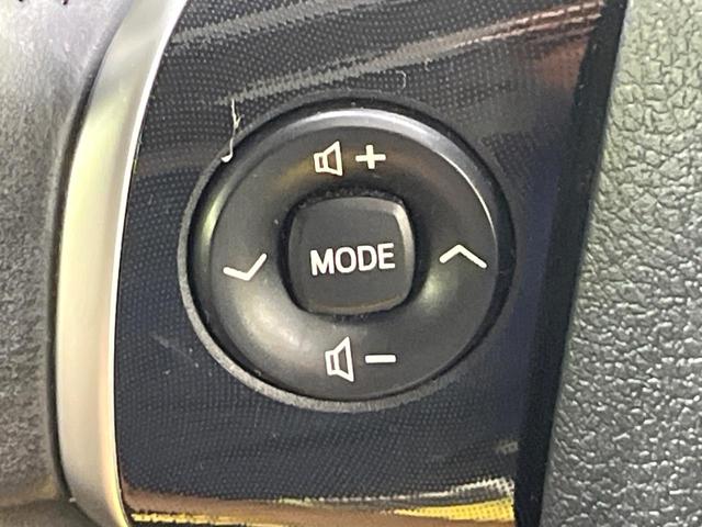シエンタ G グランパー 禁煙車 セーフティセンス 純正ナビ 全周囲カメラ 両側電動スライド オートエアコン オートハイビーム コーナーセンサー 車線逸脱警報 スマートキー USB端子 シートリフター ドラレコ(27枚目)