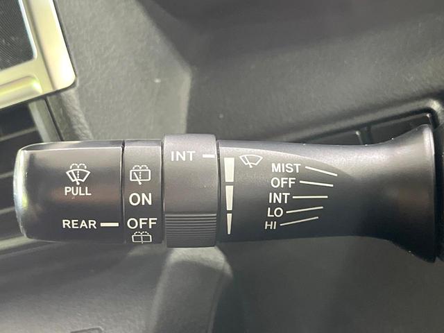 シエンタ G グランパー 禁煙車 セーフティセンス 純正ナビ 全周囲カメラ 両側電動スライド オートエアコン オートハイビーム コーナーセンサー 車線逸脱警報 スマートキー USB端子 シートリフター ドラレコ(29枚目)