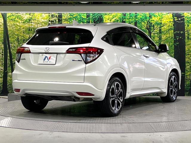 ヴェゼル ハイブリッドZ 禁煙車 衝突軽減装置 純正ナビ バックカメラ 前席シートヒーター パドルシフト ETC 電動パーキングブレーキ LEDライト オートライト オートエアコン シートリフター スマートキー 純正17AW(17枚目)