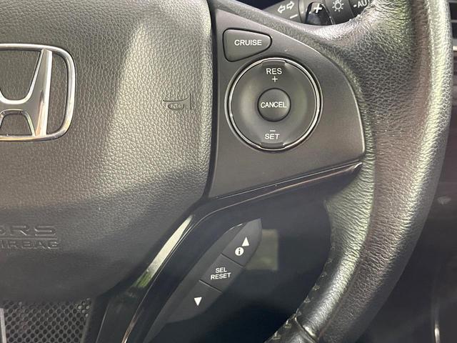 ヴェゼル ハイブリッドZ 禁煙車 衝突軽減装置 純正ナビ バックカメラ 前席シートヒーター パドルシフト ETC 電動パーキングブレーキ LEDライト オートライト オートエアコン シートリフター スマートキー 純正17AW(23枚目)