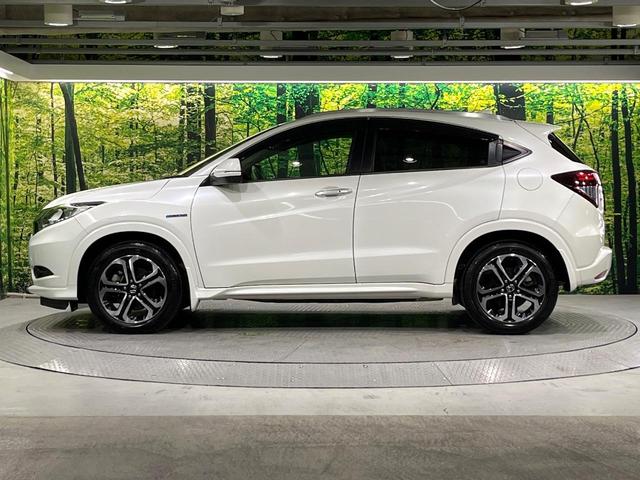 ヴェゼル ハイブリッドZ 禁煙車 衝突軽減装置 純正ナビ バックカメラ 前席シートヒーター パドルシフト ETC 電動パーキングブレーキ LEDライト オートライト オートエアコン シートリフター スマートキー 純正17AW(34枚目)