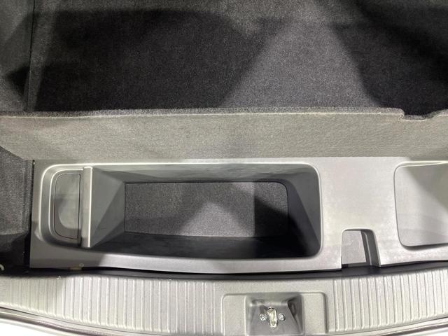 ヴェゼル ハイブリッドZ 禁煙車 衝突軽減装置 純正ナビ バックカメラ 前席シートヒーター パドルシフト ETC 電動パーキングブレーキ LEDライト オートライト オートエアコン シートリフター スマートキー 純正17AW(38枚目)