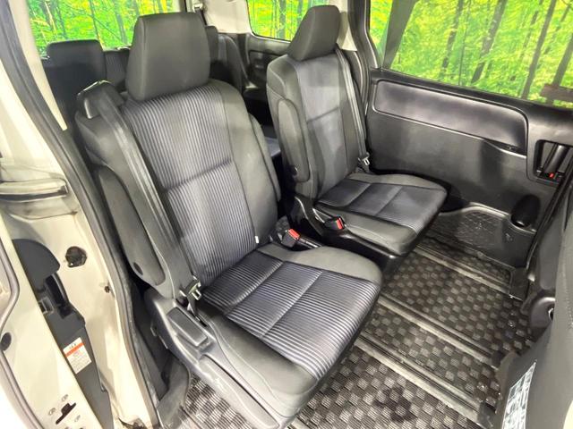 ヴォクシー ZS 煌 禁煙車 セーフティセンス メモリーナビ バックカメラ フリップダウンモニター 両側電動スライド 車線逸脱警報 LEDライト オートハイビーム 純正16インチアルミホイール スマートキー(9枚目)