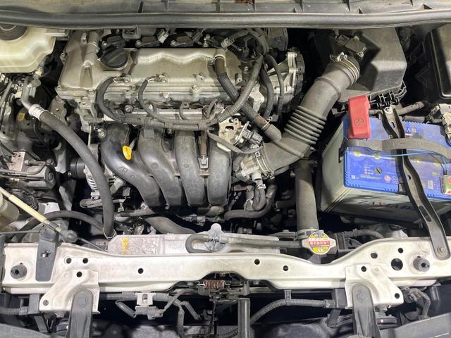 ヴォクシー ZS 煌 禁煙車 セーフティセンス メモリーナビ バックカメラ フリップダウンモニター 両側電動スライド 車線逸脱警報 LEDライト オートハイビーム 純正16インチアルミホイール スマートキー(18枚目)